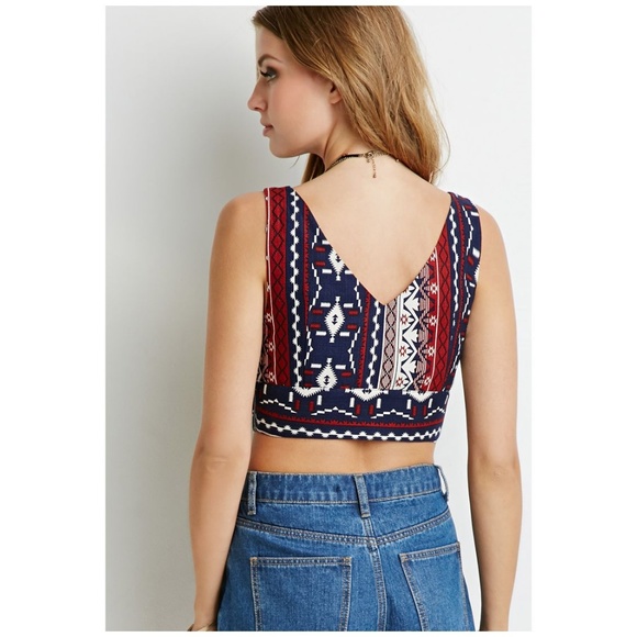 F21 Southwestern Aztec Patterned Crop Top - Picture 2 of 6